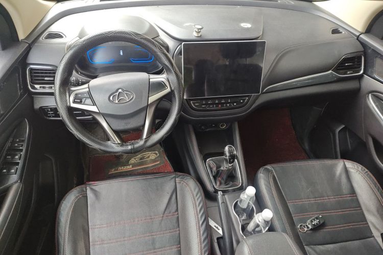 长安欧尚A800 2017款 1.6L 手动标准型中控内饰12