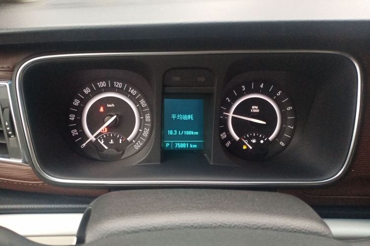 别克GL8 2018款 28T 舒适型 国VI中控内饰14