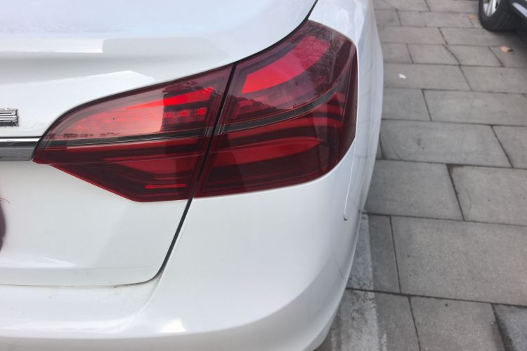 吉利汽车 帝豪 2018款 1.5L CVT向上互联版车身外观6001