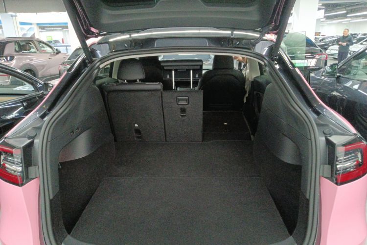 特斯拉 Model Y 2024款 后轮驱动版机舱底盘23