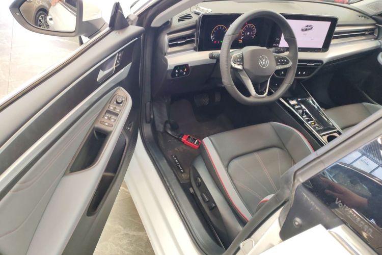 大众 2025款 凌渡L 280TSI DSG酷辣版中控内饰20