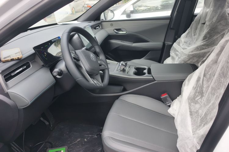 比亚迪 秦PLUS 2025款 DM-i 智驾版 55KM领先型中控内饰19