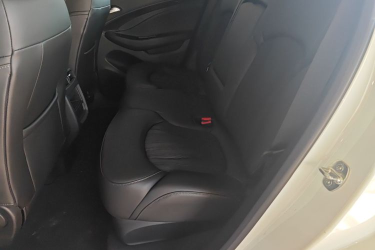 别克 昂科威 2018款 20T 两驱领先型中控内饰7004