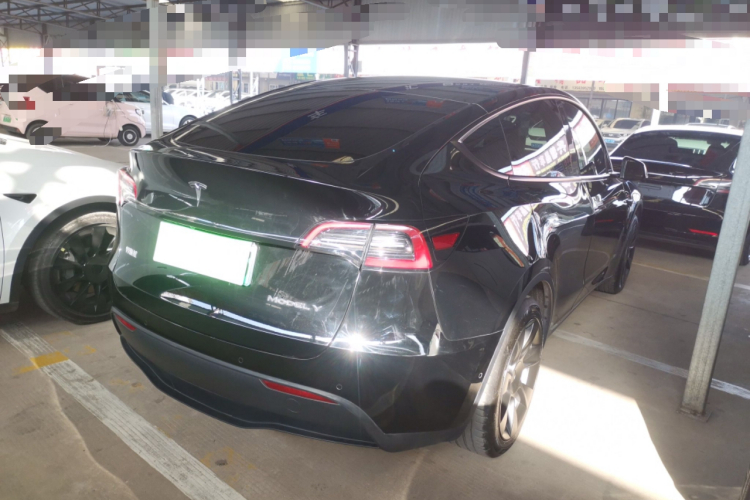 特斯拉 Model Y 2022款 后轮驱动版车身外观6005