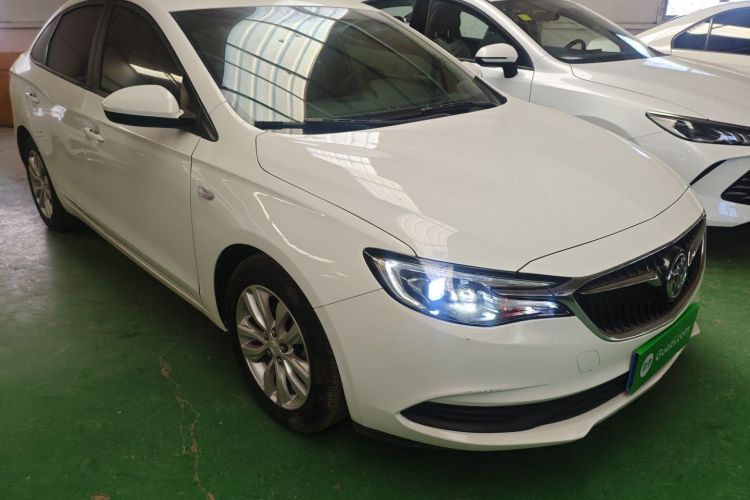 别克 英朗 2021款 典范 1.5L 自动精英型车身外观3