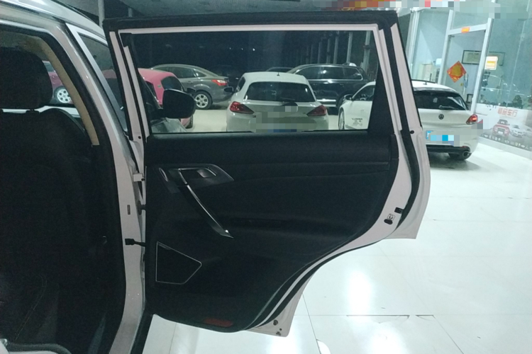 吉利汽车 博越 2021款 1.8TD DCT两驱亚运舒适版中控内饰45