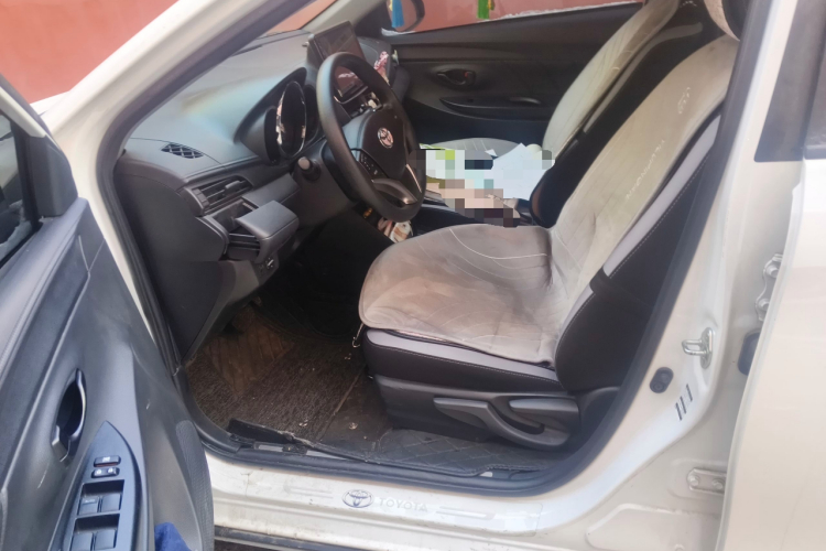 丰田 YARiS L 致炫 2022款 致炫X 1.5L CVT领先PLUS版中控内饰19