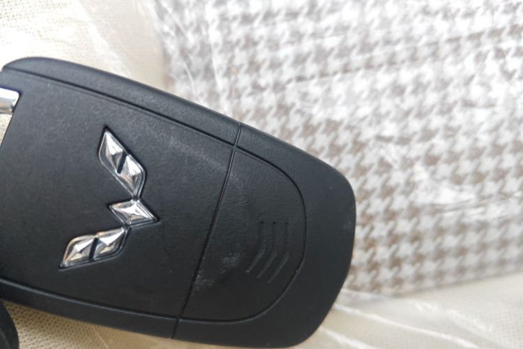 五菱汽车 宏光MINIEV 2025款 四门版 进阶款中控内饰11