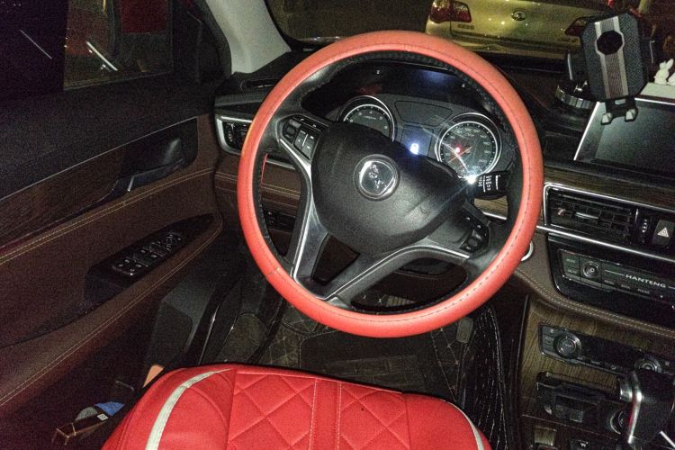 汉腾汽车 汉腾X5 2018款 1.5T CVT豪华版中控内饰13