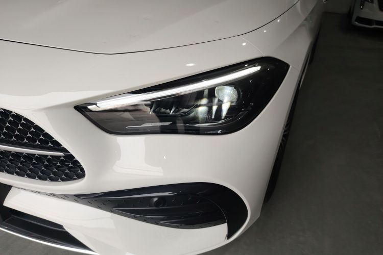 奔驰CLE 2024款 CLE 300 4MATIC 动感型轿跑车局部细节36
