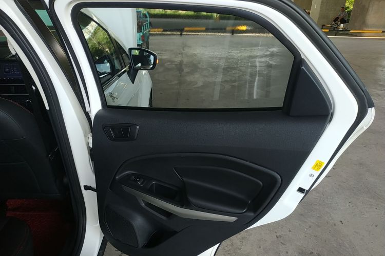 福特 翼搏 2018款 1.5L 自动精翼型中控内饰45