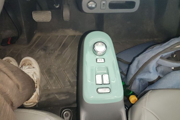 长安启源 长安Lumin 2022款 210km 香甜款中控内饰18