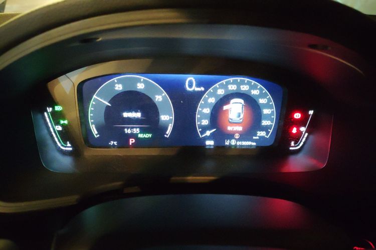 本田 思域 2023款 HATCHBACK 2.0L e:HEV 极曜版中控内饰14