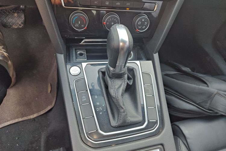 大众 迈腾 2019款 280TSI DSG 领先型 国VI中控内饰18