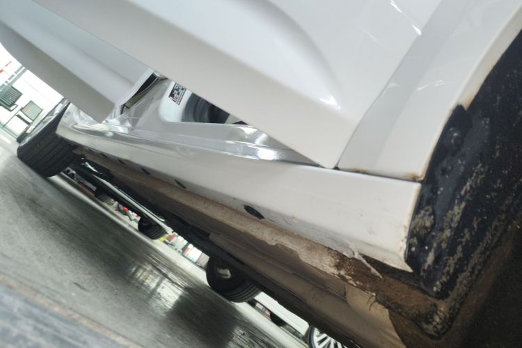 别克 威朗 2019款 三厢 15S 自动领先型局部细节9001