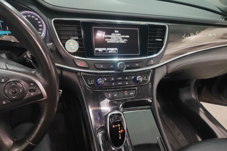 别克 君越 2016款 改款 28T 精英型局部细节16