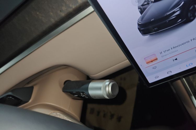 乐道L90 2025款 Pro 六座版中控内饰18