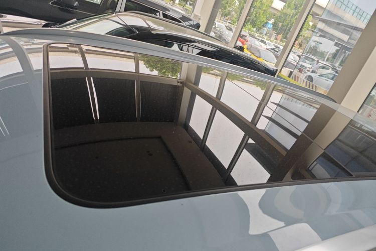 理想汽车 理想ONE 2021款 增程6座版局部细节57