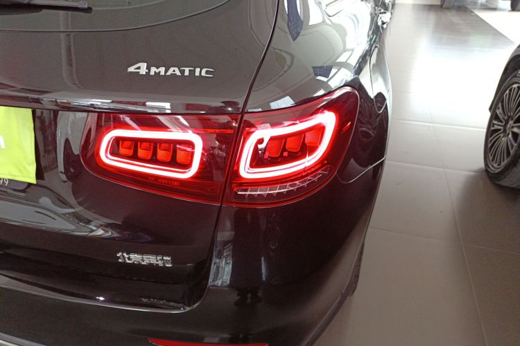奔驰GLC 2020款 GLC 260 L 4MATIC 豪华型车身外观9