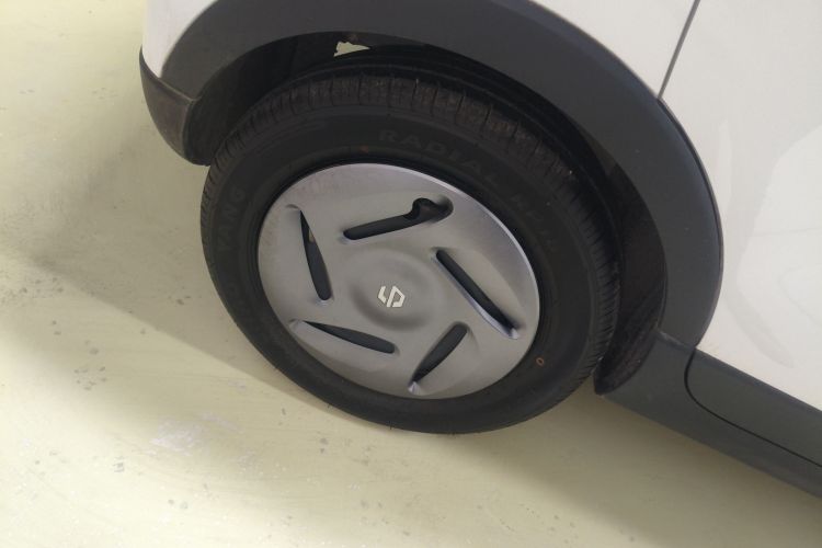 零跑汽车 零跑T03 2024款 200轻享版车身外观6008