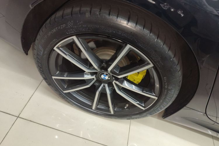 宝马3系 2023款 325Li M运动套装车身外观6002