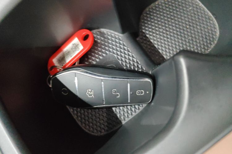 比亚迪 海鸥 2024款 荣耀版 405km 飞翔版中控内饰7001