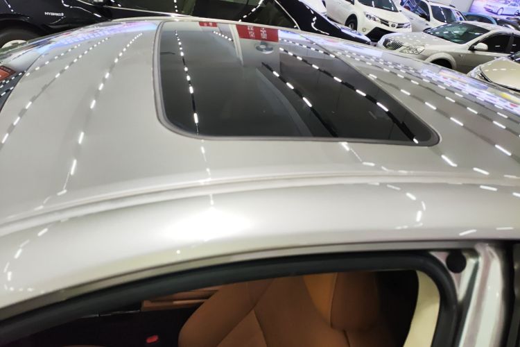 雷克萨斯ES 2015款 300h 舒适版局部细节57