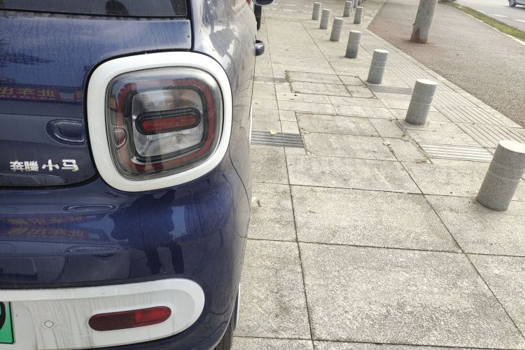 奔腾小马 2024款 170km 活力马车身外观9