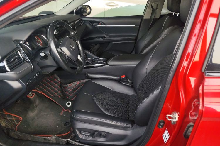 丰田 凯美瑞 2019款 2.5S 锋尚版 国VI局部细节19