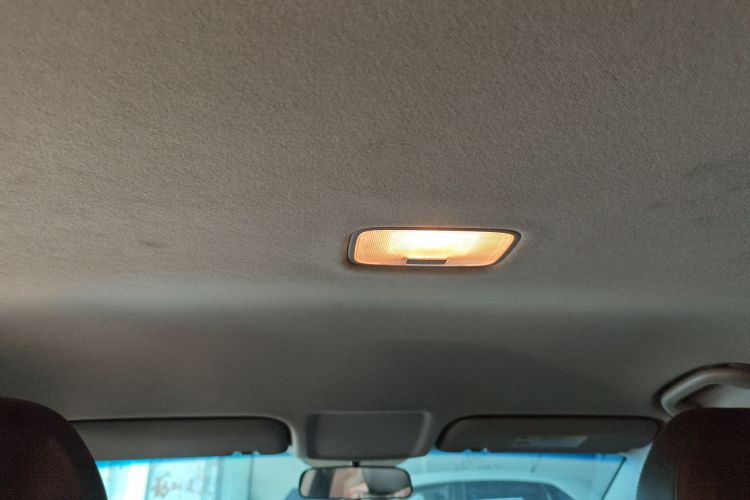 起亚K3 2016款 1.6L 手动GL中控内饰22