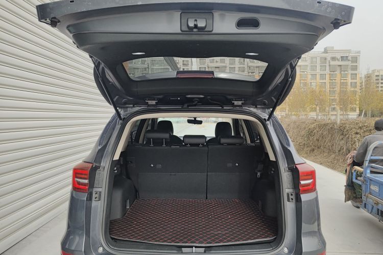 比亚迪 宋 2021款 经典版 1.5T 自动精英型机舱底盘23