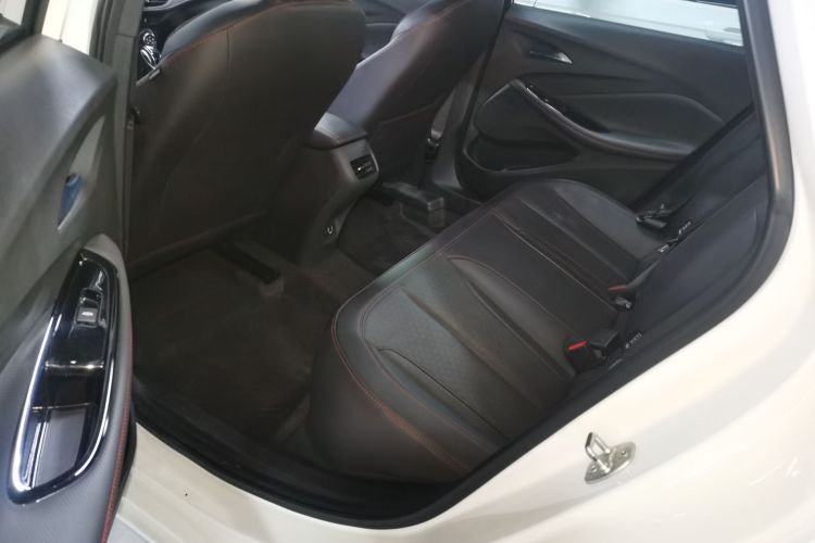 别克 威朗 2022款 Pro GS 追风版中控内饰21