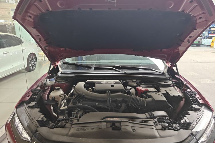 福特 蒙迪欧 2023款 EcoBoost 245 至尊型机舱底盘24