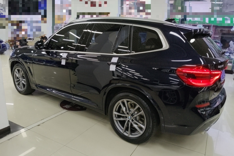 宝马X3 2021款 改款 xDrive28i M运动套装车身外观4