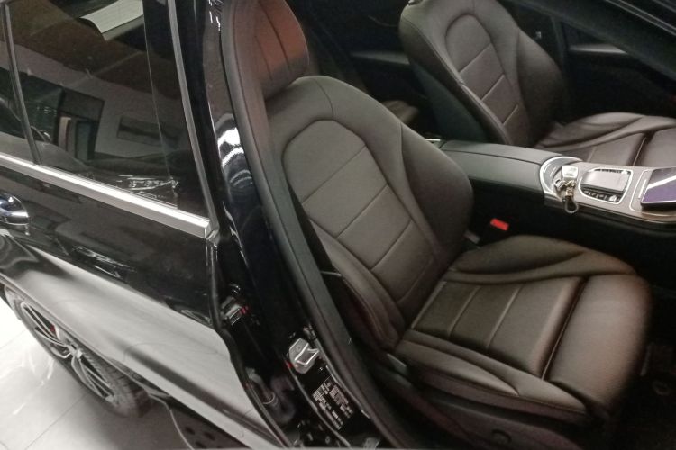 奔驰GLC 2022款 改款二 GLC 260 L 4MATIC 豪华型局部细节41