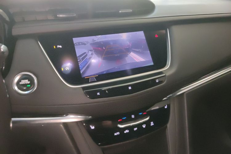 凯迪拉克XT5 2020款 28T 豪华型中控内饰16