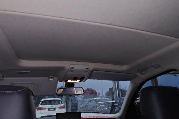 宝马X1 2014款 sDrive18i 时尚型中控内饰22