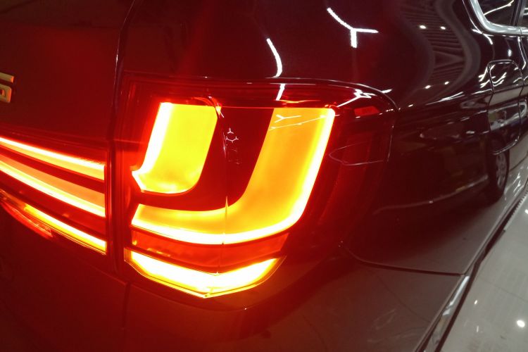 宝马X5(进口) 2015款 xDrive28i车身外观6006