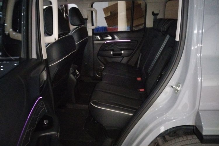 坦克300 2021款 城市版 2.0T 很有型中控内饰21