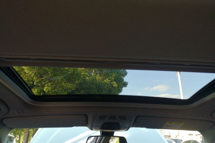 宝马3系 2017款 318Li 时尚型中控内饰22