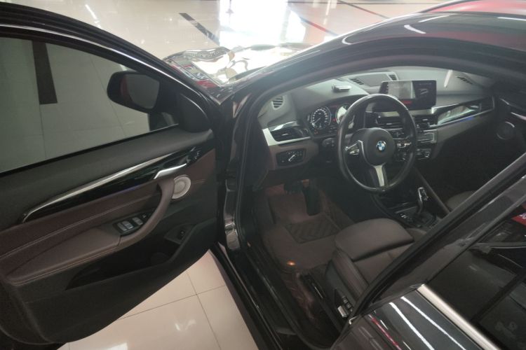 宝马X1 2022款 sDrive25Li 领先型中控内饰7003