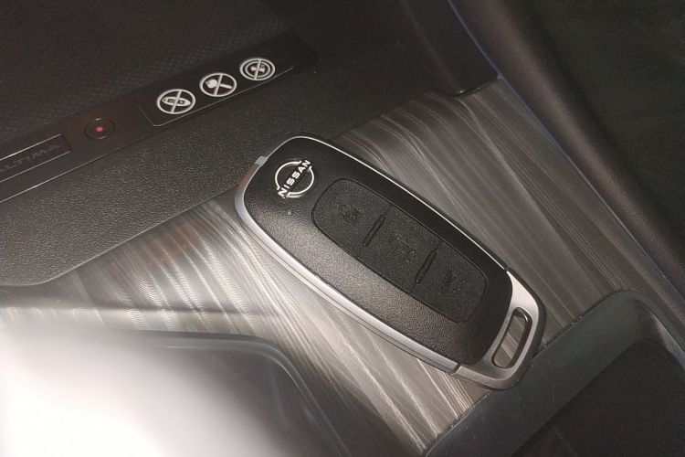 日产 天籁 2022款 2.0T XL 进享版中控内饰11