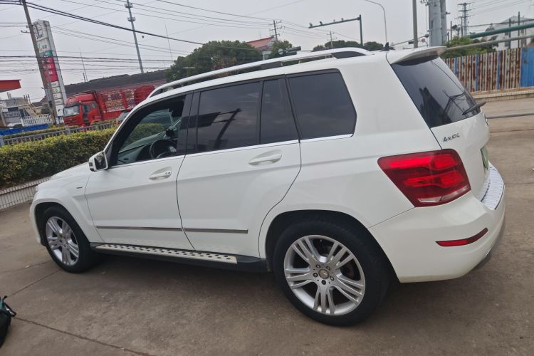 奔驰GLK级 2015款 GLK 260 4MATIC 动感型 极致版车身外观4
