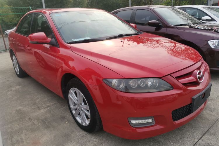 马自达6 2015款 2.0L 自动豪华型车身外观3