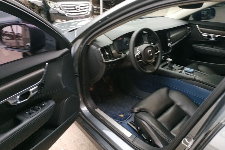 沃尔沃V90 2017款 Cross Country T5 AWD 智远版中控内饰7003