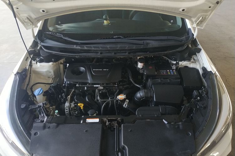 起亚K3 2017款  1.6L 自动15周年特别版GLS机舱底盘24