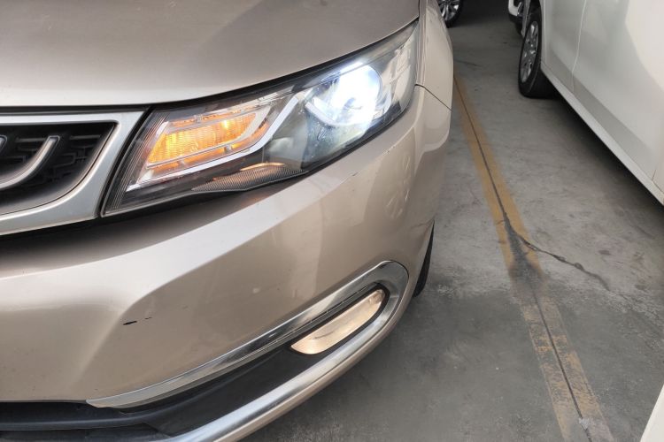 吉利汽车 帝豪GL 2017款 1.8L 手动精英型局部细节36