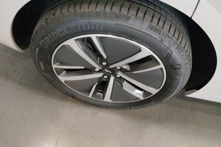 理想汽车 理想L6 2024款 Max车身外观6008