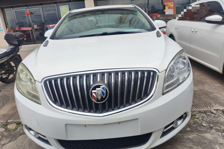 别克 英朗 2013款 GT 1.6L 自动时尚版车身外观2