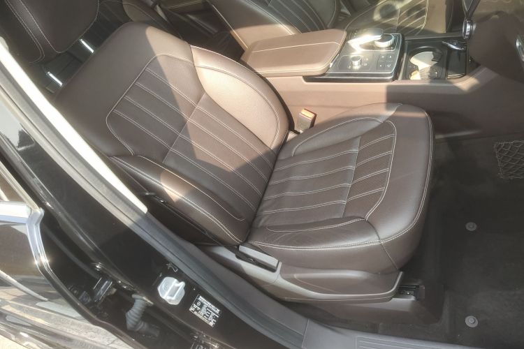 奔驰GLE 2016款 GLE 400 4MATIC局部细节41